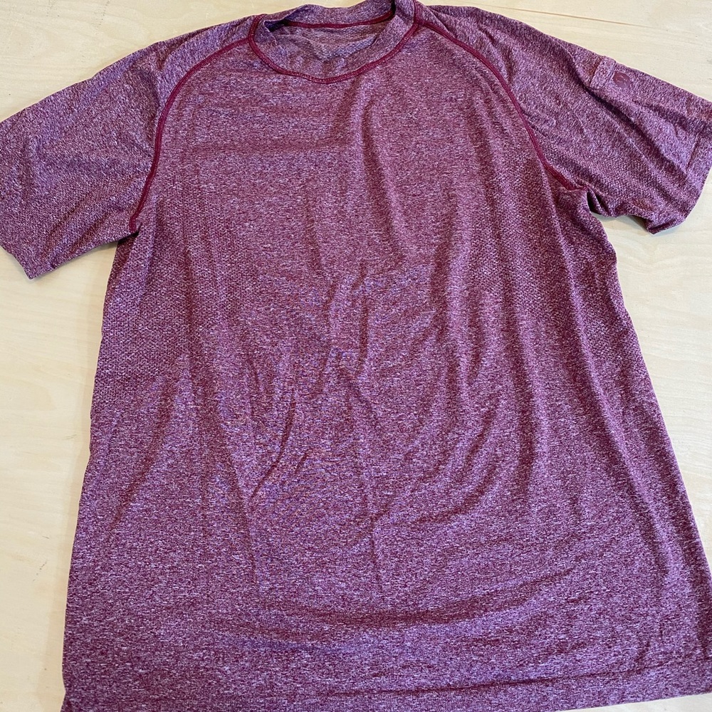 Lululemon Men’s Work Out Shirt